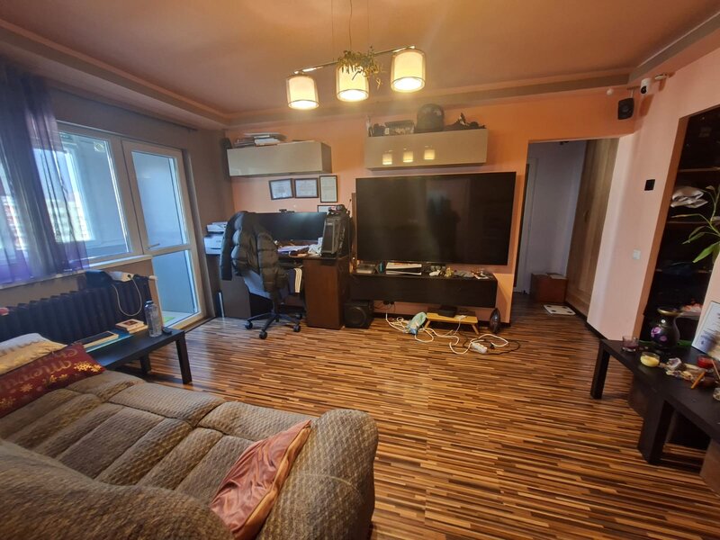 Obor, Colentina, Teiul Doamnei vav Sectia 7 Politie, 15 min., metrou